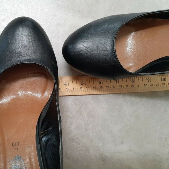 rue 21 Black High Heel Platform Shoe sz 8/9 Faux Leather Pumps Stacked Heels - Picture 9 of 10